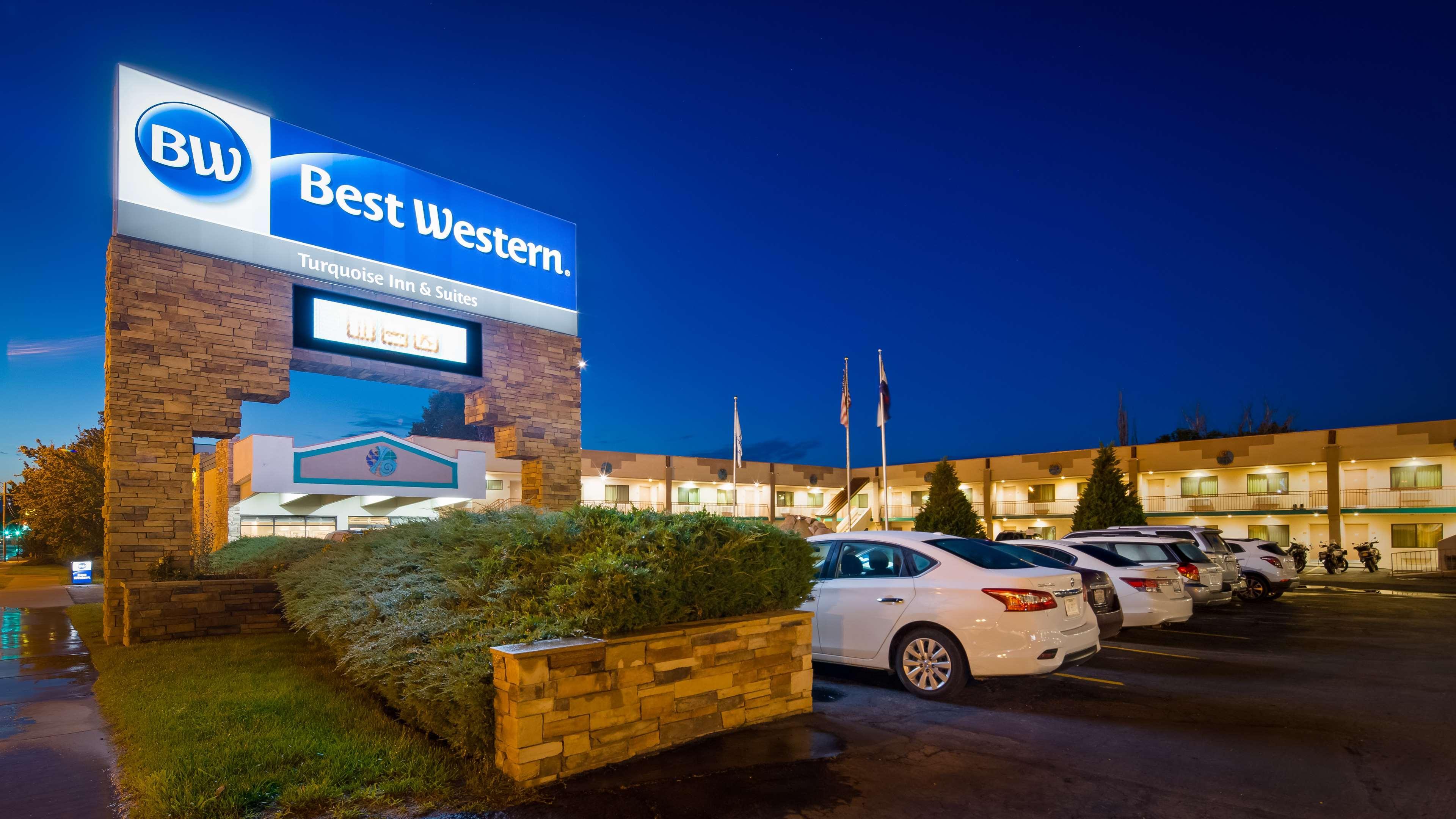 Best Western Turquoise Inn & Suites Кортес Екстериор снимка
