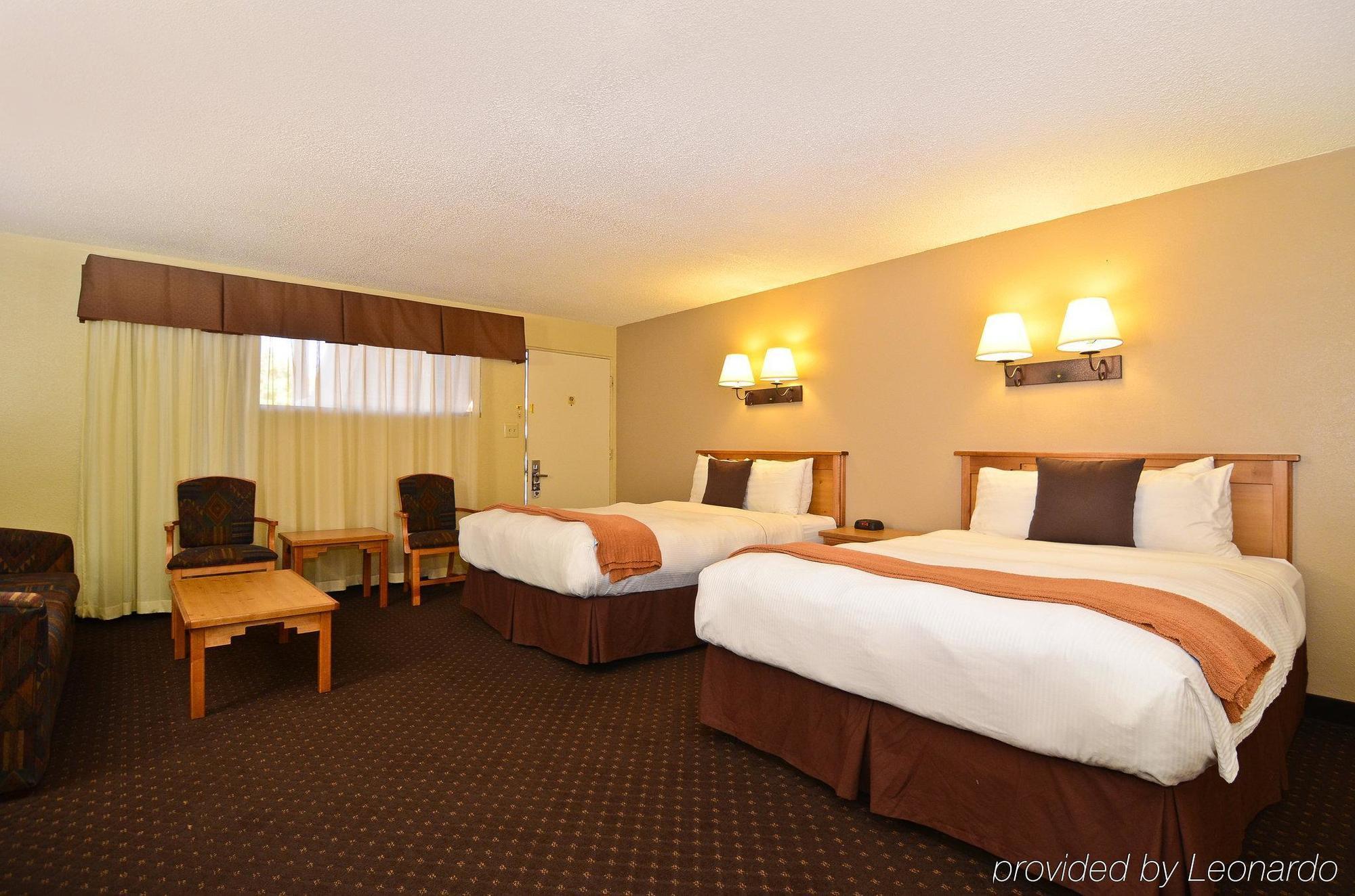 Best Western Turquoise Inn & Suites Кортес Екстериор снимка