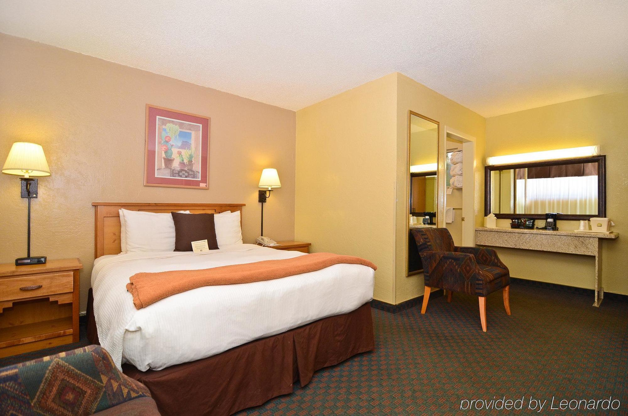 Best Western Turquoise Inn & Suites Кортес Интериор снимка